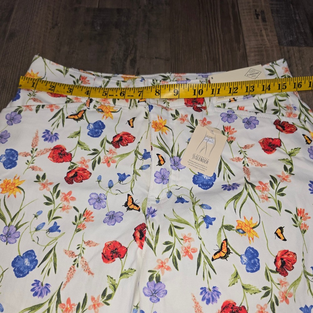 St Johns Bay Floral Capri Pants Womens 8 White Multi Butterfly Tummy Control NWT - Picture 11 of 16